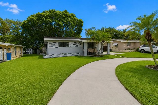 2 of 20 - 7120 Granada Boulevard, Miramar, FL