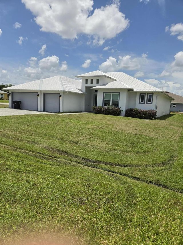 2 of 30 - 5231 Nw Iredell Street, Port St. Lucie, FL