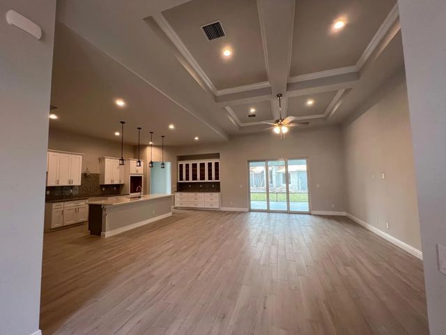 4 of 30 - 5231 Nw Iredell Street, Port St. Lucie, FL