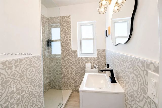 3 of 26 - 1440 Sw 4th Street, Miami, FL
