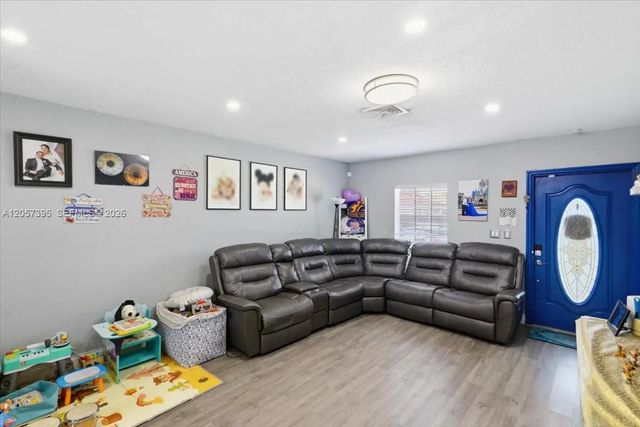5 of 33 - 10960 Nw 21st Street, Sunrise, FL