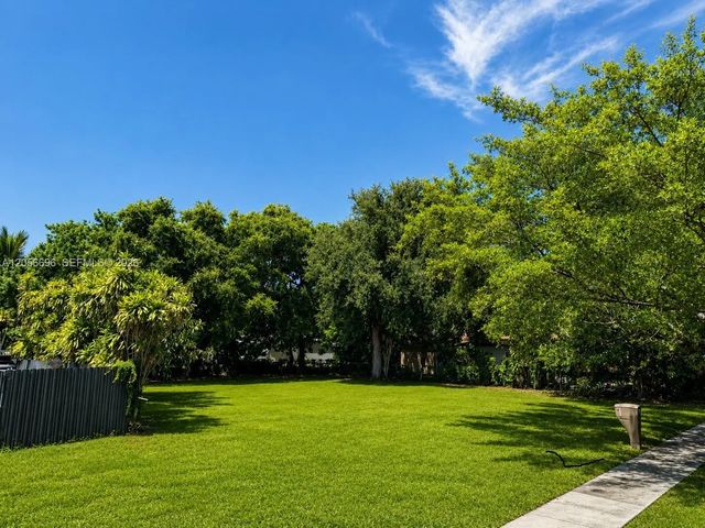 2 of 7 - 1845 Ne 153rd Street, North Miami Beach, FL