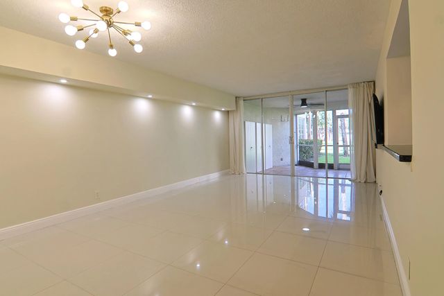 4 of 33 - 1900 Sabal Palm Drive #106, Davie, FL