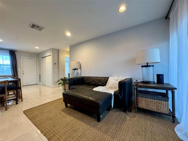 5 of 26 - 2801 Ne 33rd Court #206, Fort Lauderdale, FL