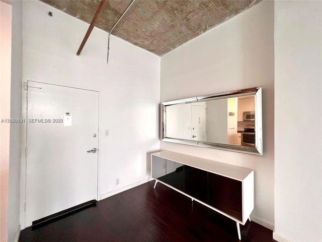 3 of 12 - 1200 West Avenue #ph29, Miami Beach, FL