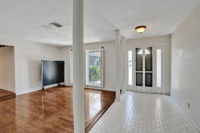 4 of 36 - 3145 Nw 116th Avenue, Coral Springs, FL