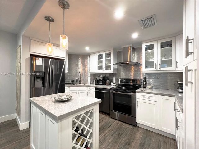 3 of 6 - 1408 Brickell Bay Drive #212, Miami, FL
