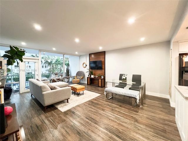 5 of 6 - 1408 Brickell Bay Drive #212, Miami, FL