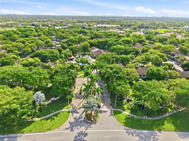 2 of 19 - 13920 Sw 93rd Lane #13920, Miami, FL