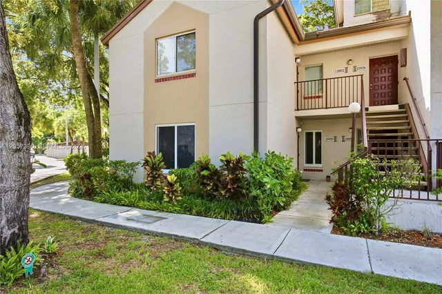 4 of 19 - 13920 Sw 93rd Lane #13920, Miami, FL
