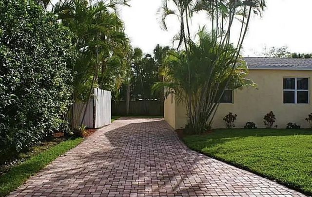 2 of 30 - 324 Bunker Ranch Road, West Palm Beach, FL