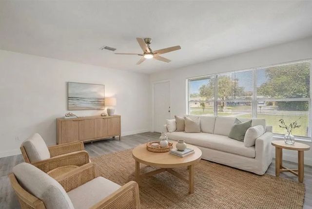 4 of 25 - 911 Se Dolphin Drive, Stuart, FL