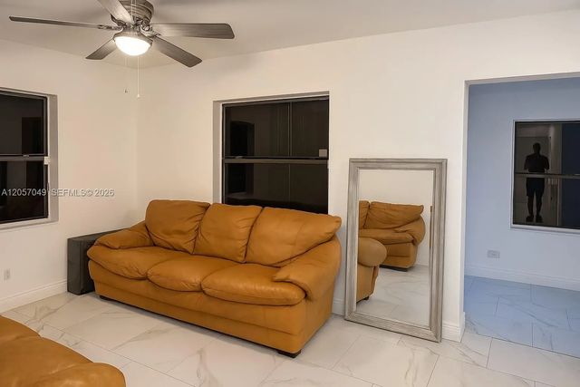 5 of 28 - 2231 Nw 9th Court, Fort Lauderdale, FL