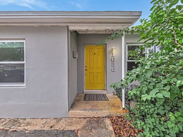 3 of 34 - 1636 Ne 15th Avenue, Fort Lauderdale, FL