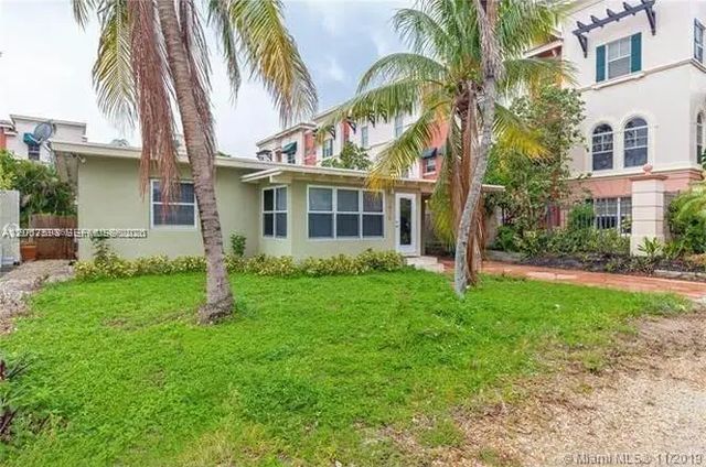 2 of 17 - 1025 Ne 17th Way, Fort Lauderdale, FL