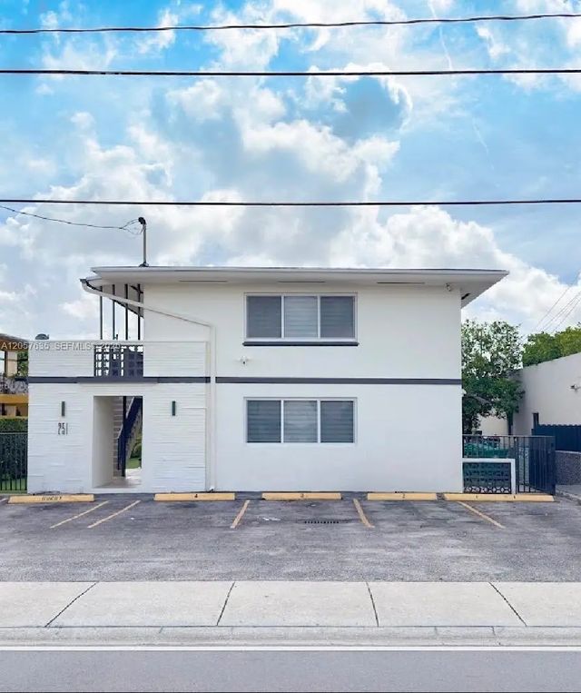 2 of 21 - 251 Nw 57th Avenue, Miami, FL