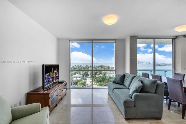 5 of 35 - 7900 Harbor Island Drive #1126, North Bay Village, FL