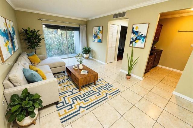 1141 Lake Victoria Drive #e, West Palm Beach