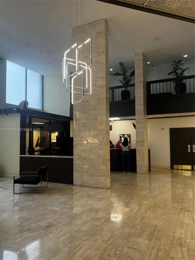 3 of 16 - 2750 Ne 183rd Street #807, Aventura, FL