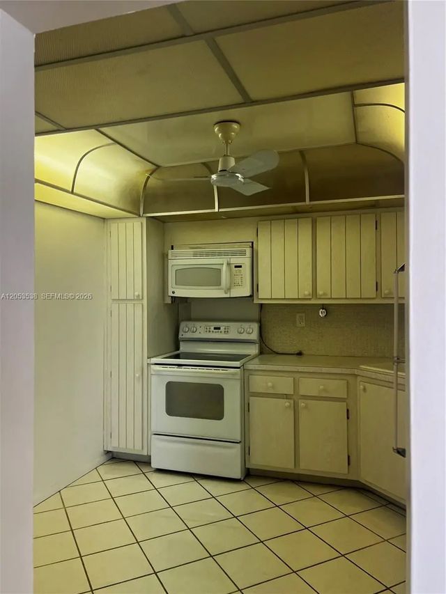 5 of 16 - 2750 Ne 183rd Street #807, Aventura, FL
