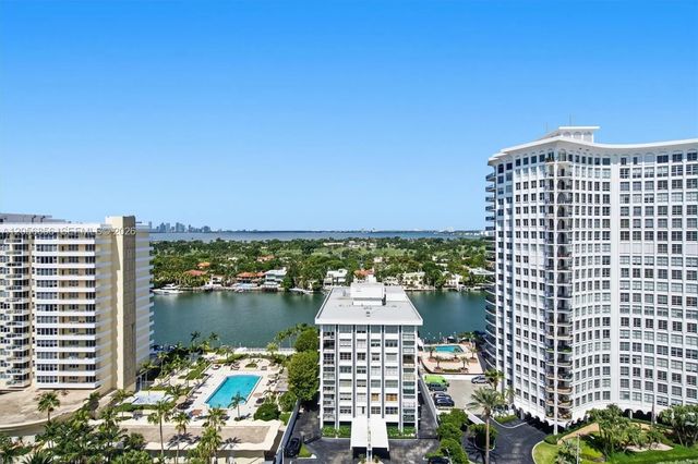2 of 23 - 5601 Collins Avenue #1723, Miami Beach, FL