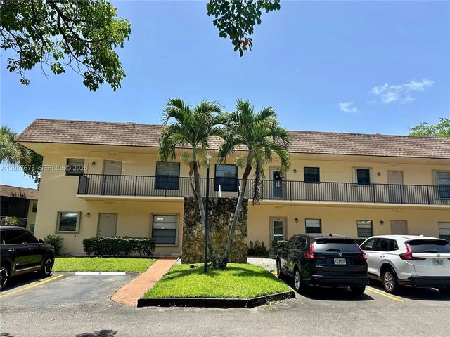 2 of 29 - 200 Gate Road #202, Hollywood, FL