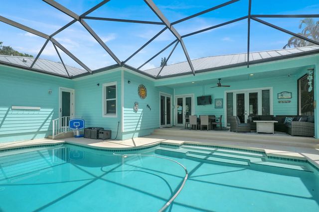 5 of 93 - 1870 Ne Victorian Lane, Jensen Beach, FL