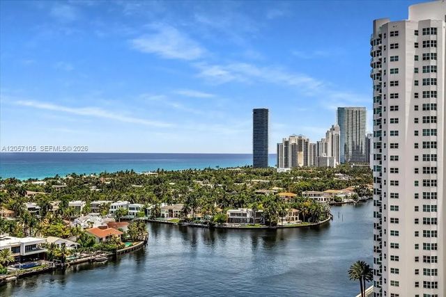 20515 E Country Club Drive #2048, Aventura