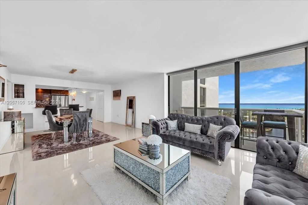 20515 E Country Club Drive #2048, Aventura