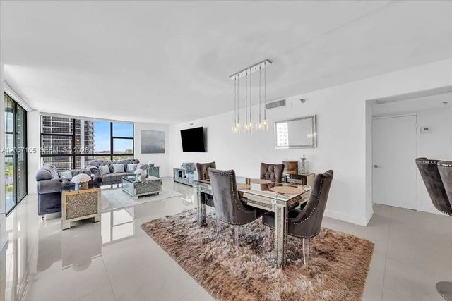 3 of 41 - 20515 E Country Club Drive #2048, Aventura, FL