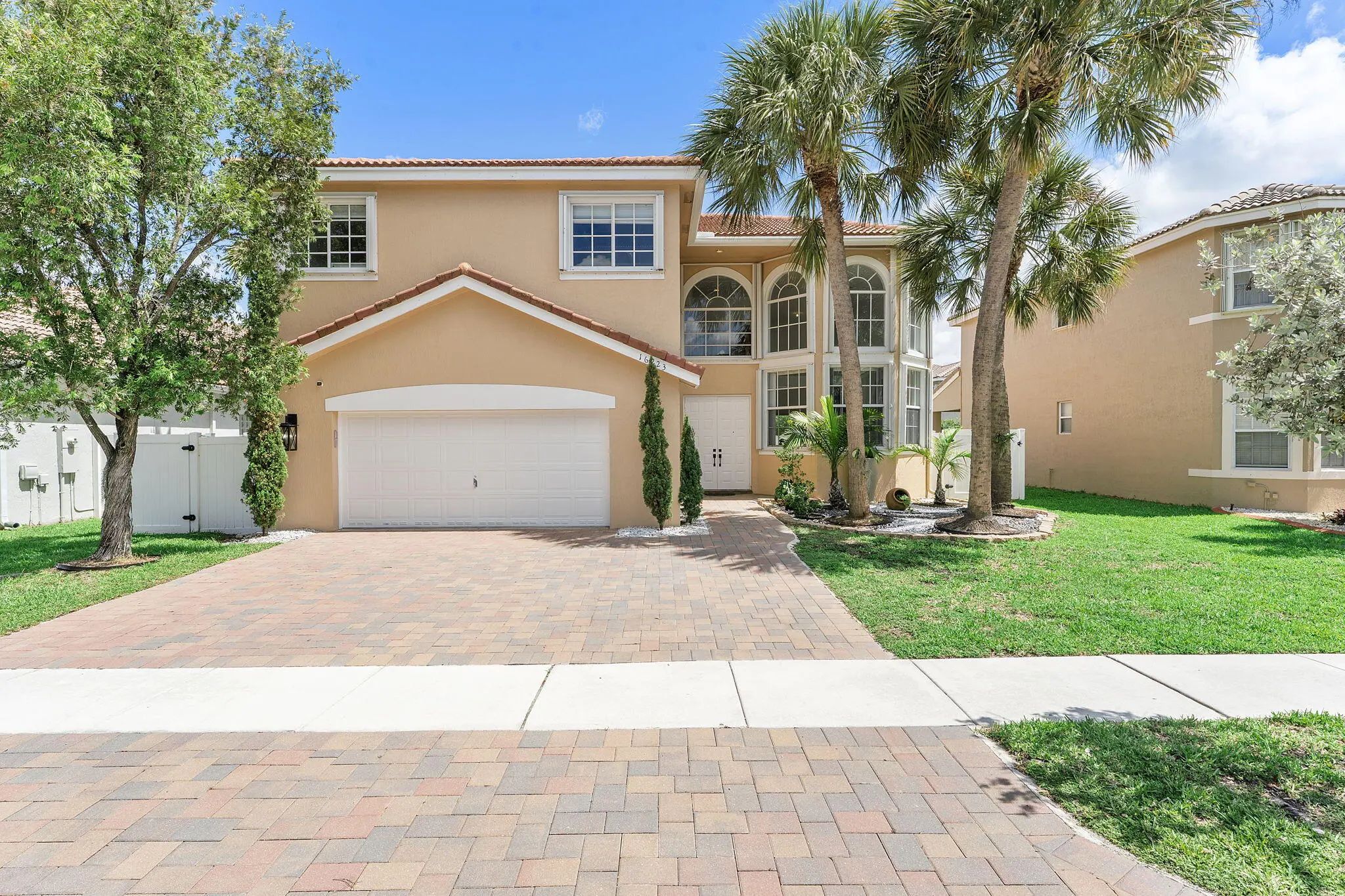 16223 Sw 15th Street, Pembroke Pines