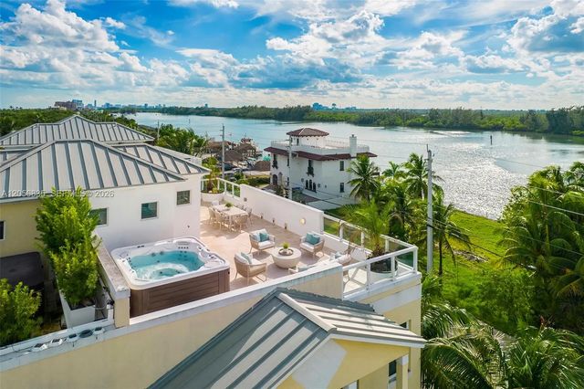 4 of 42 - 348 Elm Street #b-10, Hollywood, FL