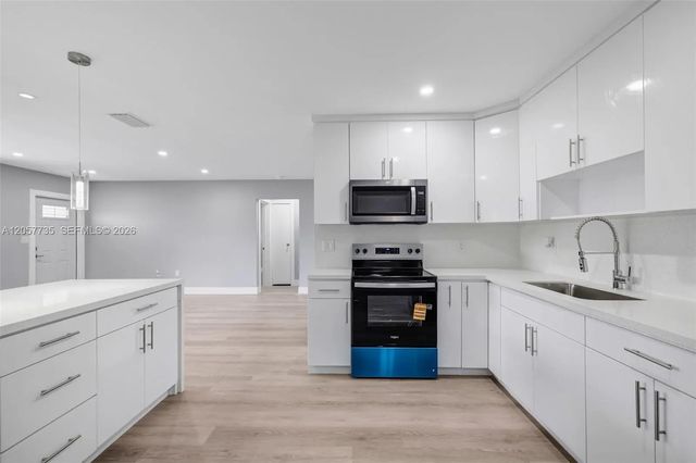 3 of 36 - 6420 Nw 26th Street, Sunrise, FL