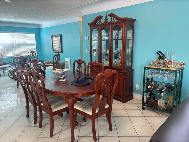 2 of 21 - 3410 Sw 17th Street, Fort Lauderdale, FL