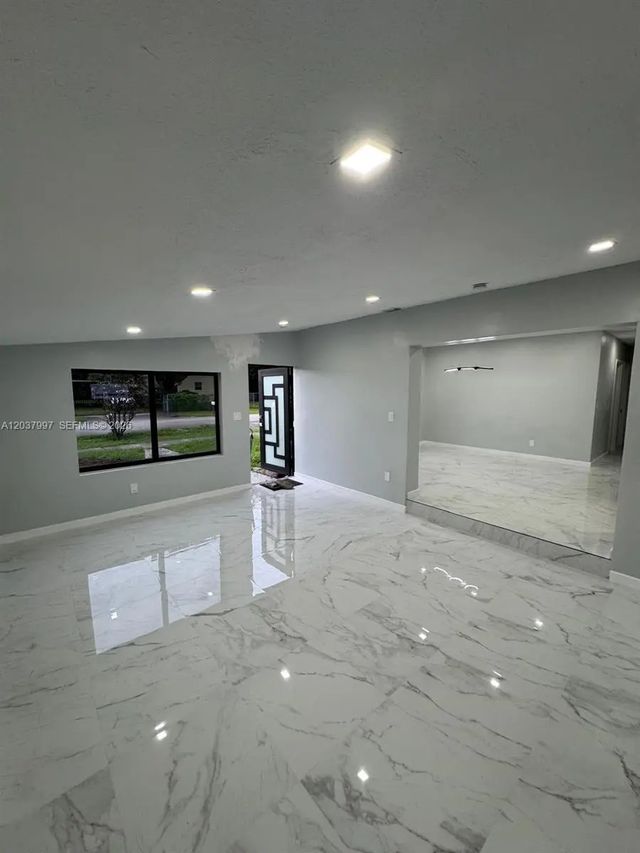 3 of 30 - 4120 Sw 31st Drive, West Park, FL