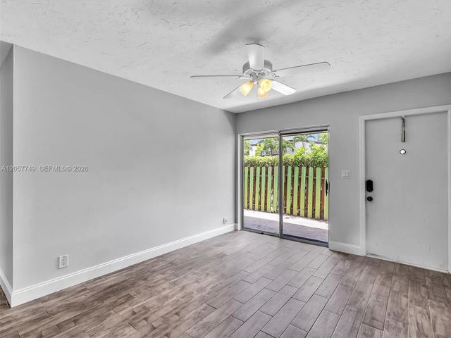 5 of 37 - 3201 Nw 4th Terrace #71, Pompano Beach, FL