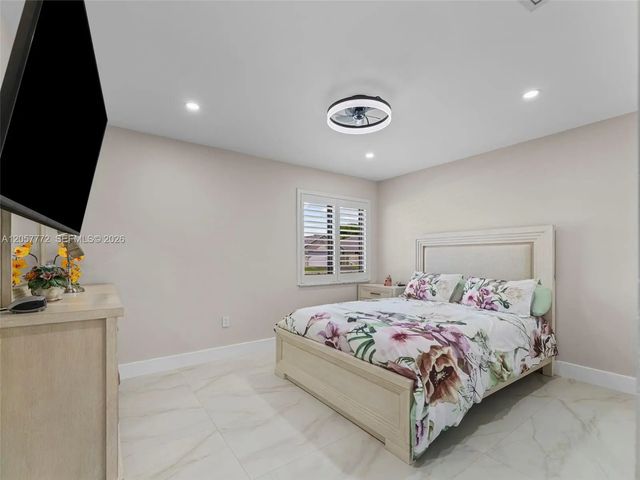 5 of 52 - 600 Fairfax Avenue, Davie, FL