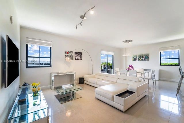 8395 Sw 73rd Avenue #412, Miami