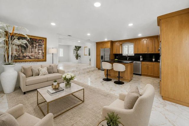 3 of 41 - 4261 Sw 12th Street, Miami, FL