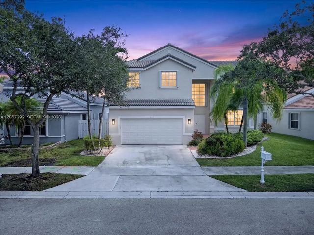 1012 Cedar Falls Drive, Weston