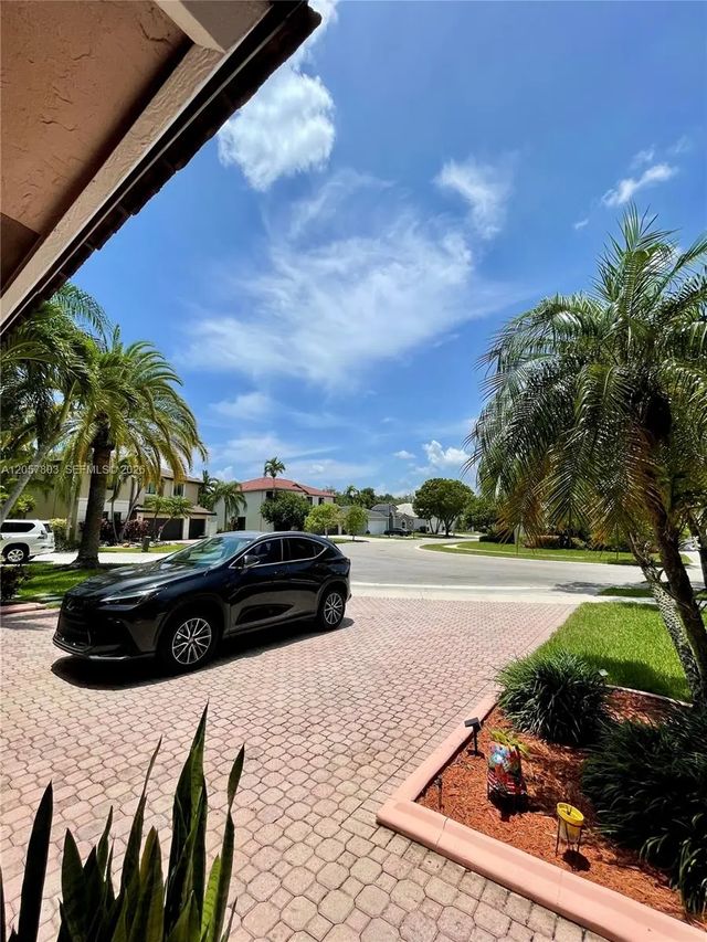 4 of 77 - 340 Sw 167th Avenue, Pembroke Pines, FL
