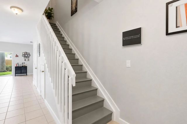 5 of 20 - 1702 Sw 81st Terrace, North Lauderdale, FL