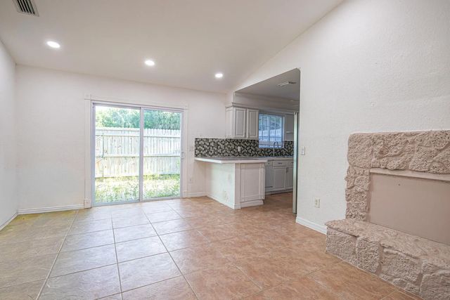4 of 21 - 11714 Orange Boulevard, The Acreage, FL