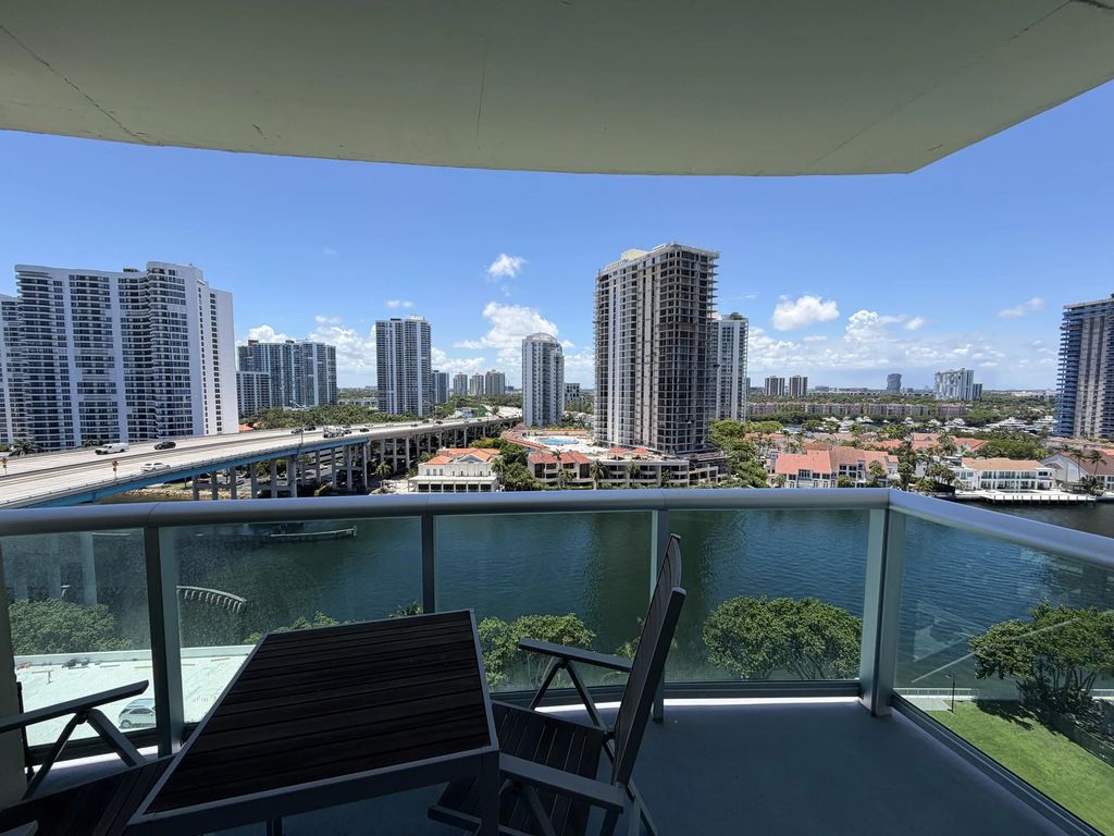 19390 Collins Avenue #1405, Sunny Isles Beach