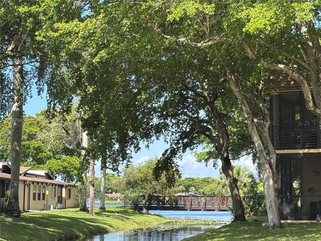 3 of 32 - 100 Ashbury Road #107, Hollywood, FL
