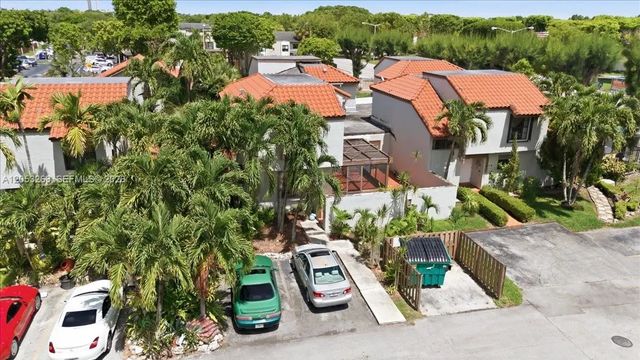 10339 Nw 9th St Circle #2-2, Miami