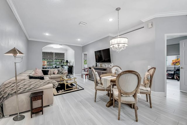 5 of 74 - 9636 Crescent View Drive N, Boynton Beach, FL