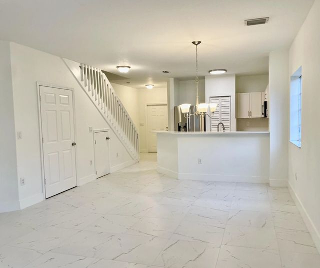 4 of 20 - 4987 Se Mariner Garden Circle Se, Stuart, FL