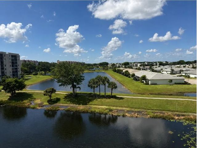6866 Huntington Lane #504, Delray Beach