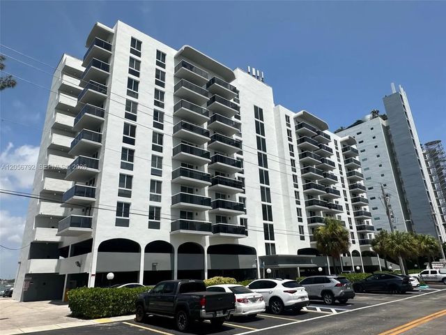 7928 West Drive #504, North Bay Village